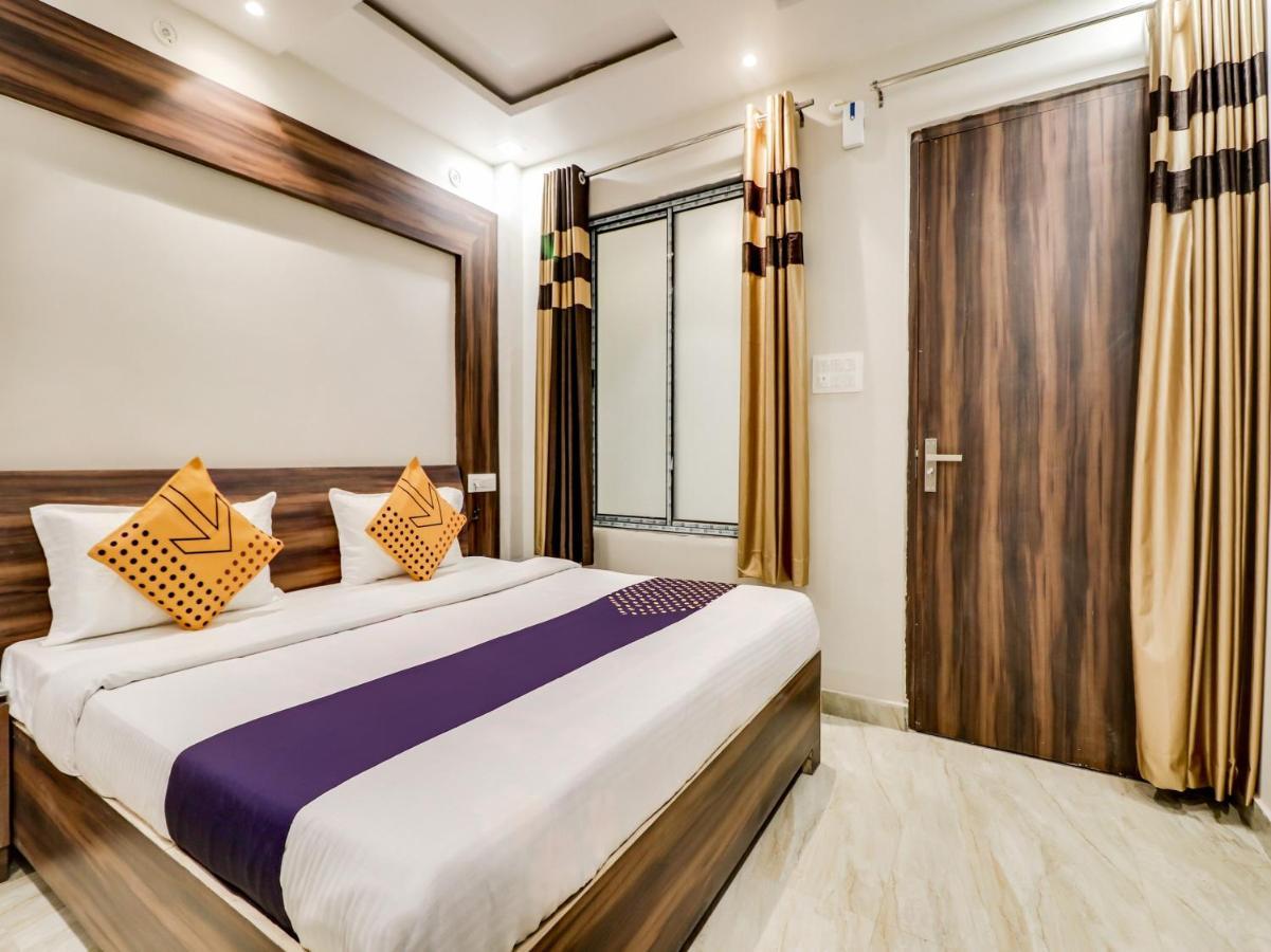 Spot On 69549 Hotel Shri Ram Kashi Muthiganj Εξωτερικό φωτογραφία